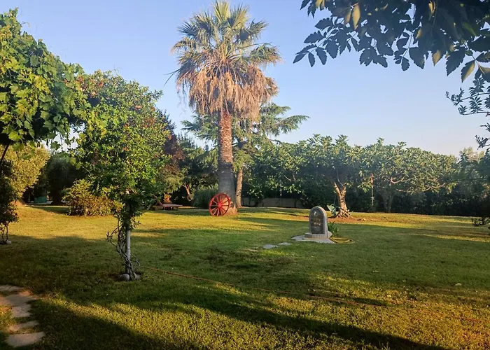 Apartments Karpetis A Green Paradise