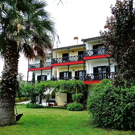 Apartments Karpetis A Green Paradise Psakoudia Exterior photo