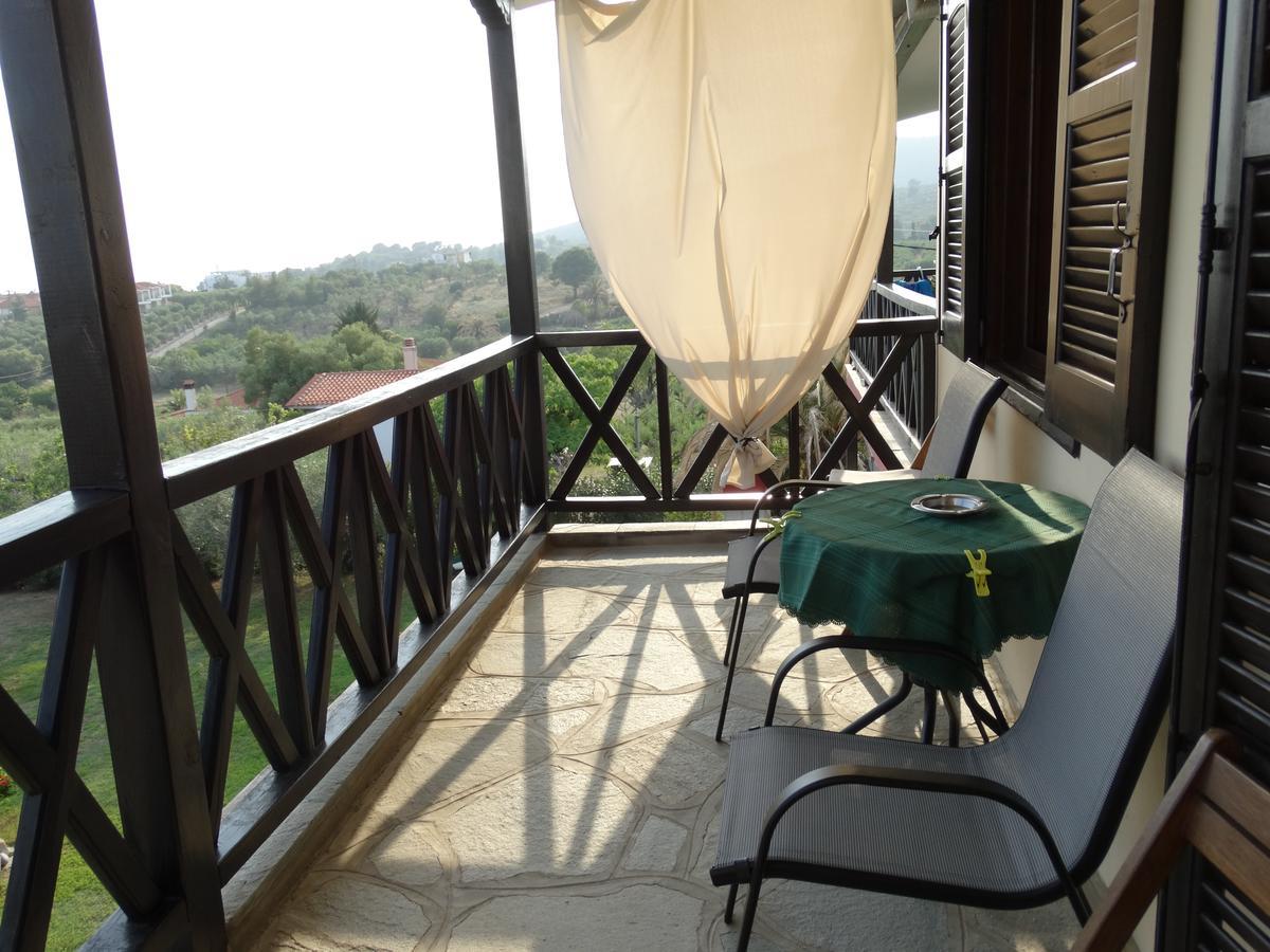 Karpetis A Paradise Apartament Psakoudia