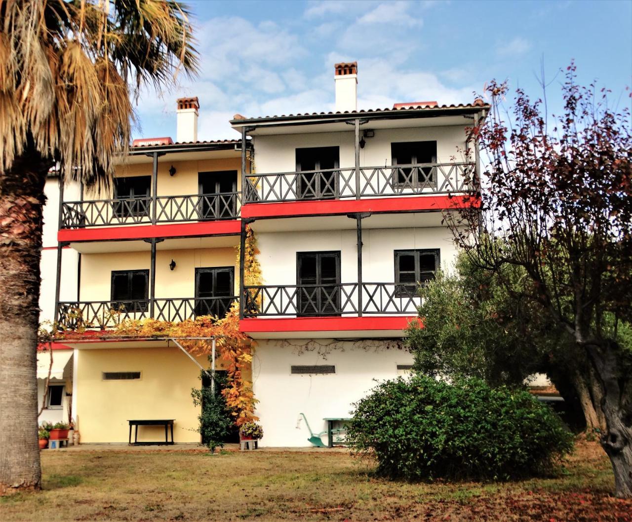 Apartament Karpetis A Paradise *